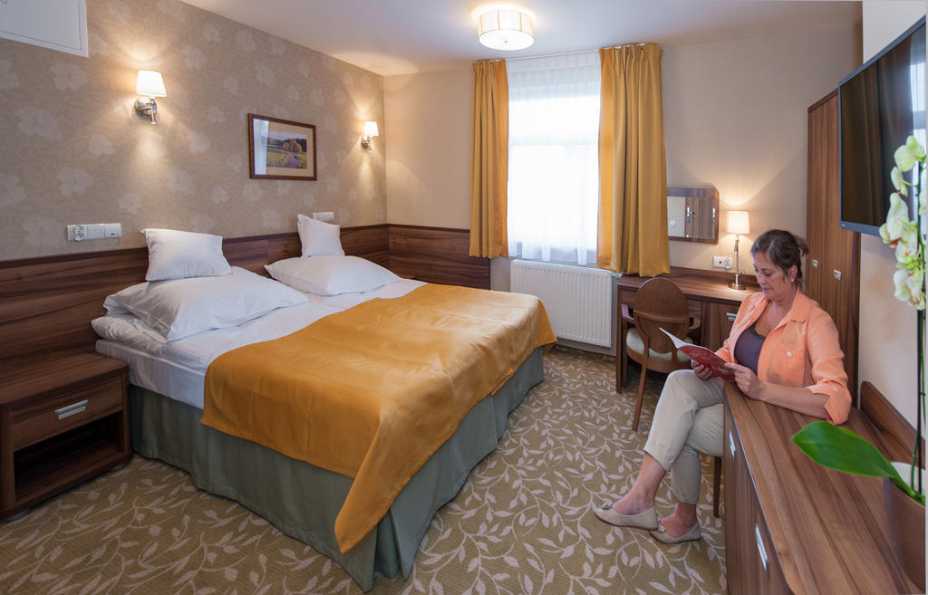 Zdrojowy Sanus Hotel Swieradow-Zdroj Room photo